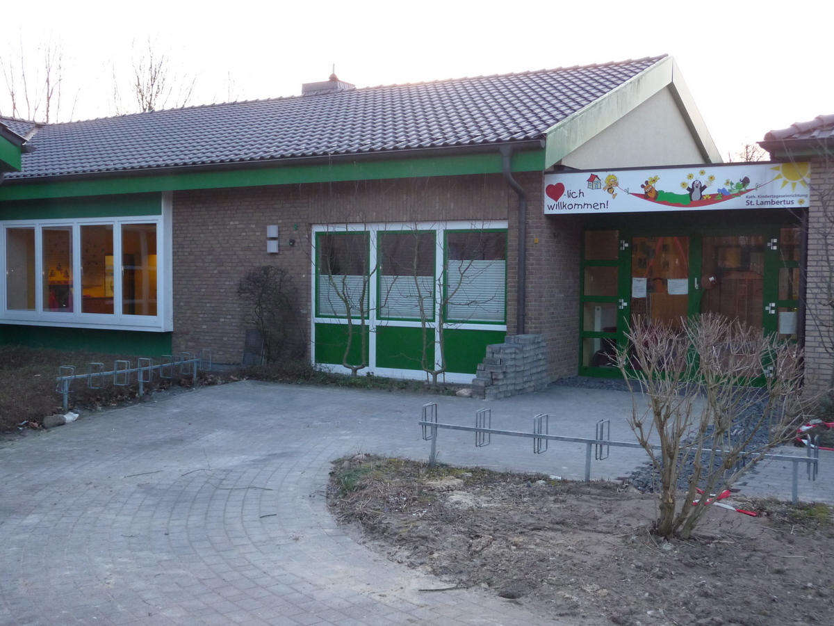 1803 KiTa, Hoetmar